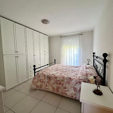 Appartamento Vacanze Sanzen - Como Cernobbio Lugano Morbio Inferiore Bagian luar foto